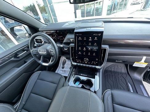 New 2026 GMC Yukon XL Elevation w/ LPO, Floor Liner Package image 29