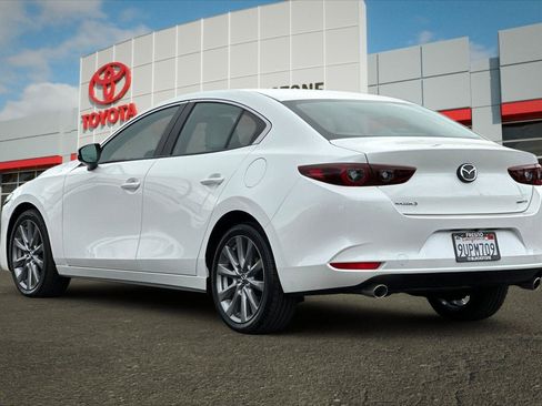 Used 2025 MAZDA MAZDA3 s FWD image 5