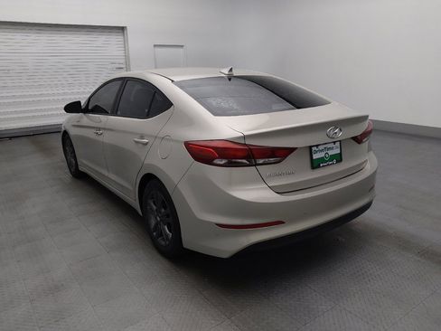 Used 2018 Hyundai Elantra Value Edition FWD image 5