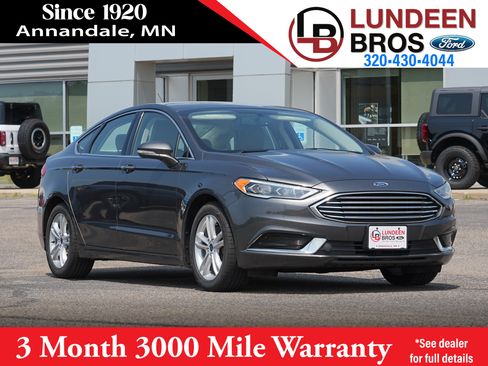 Used 2018 Ford Fusion SE w/ Fusion SE Technology Package FWD image 1