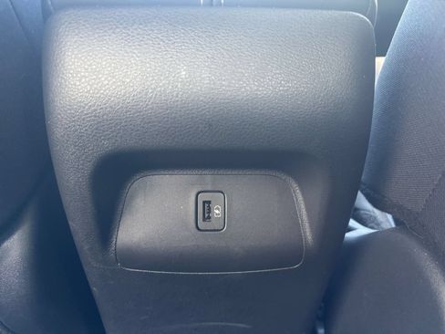 Used 2025 Nissan Sentra S FWD image 18