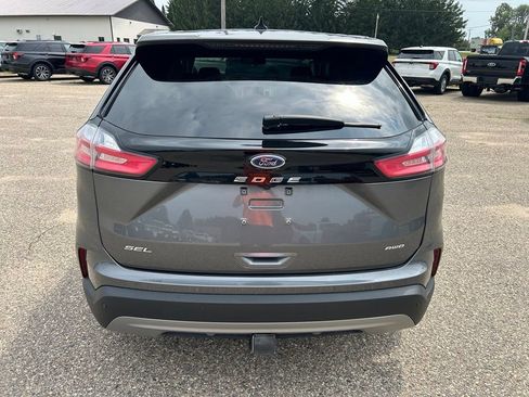 Used 2024 Ford Edge SEL w/ Convenience Package AWD/4WD image 6