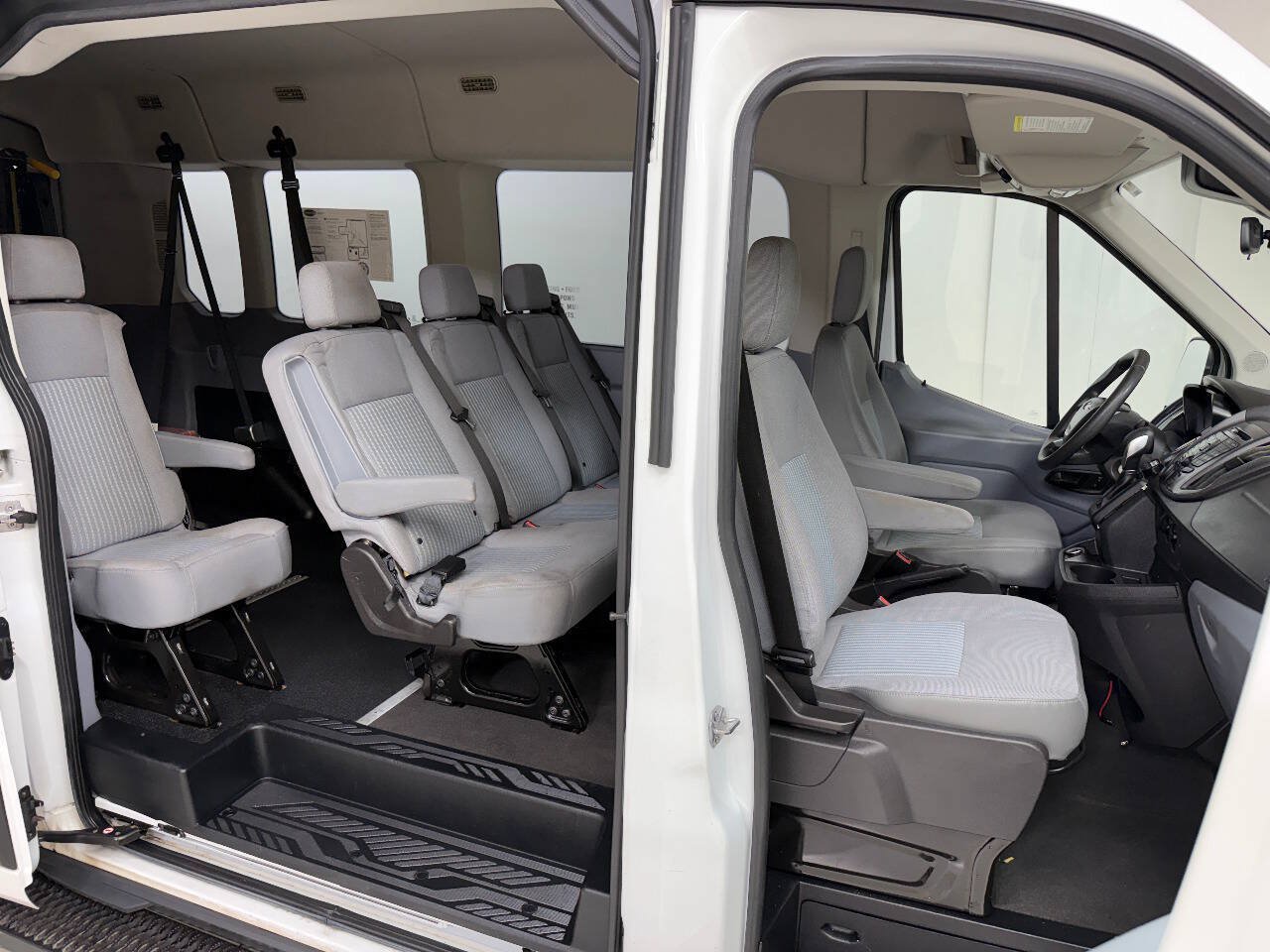 Used 2019 Ford Transit 350 XLT RWD image 33