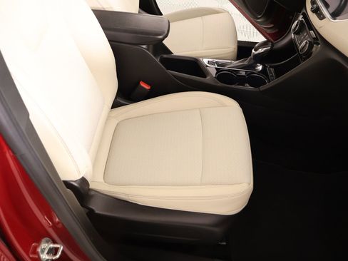 Used 2021 Buick Encore GX Preferred w/ Cold Weather Comfort Package FWD image 13