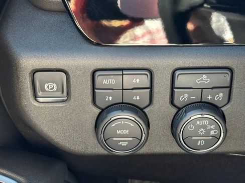 Used 2024 Chevrolet Silverado 1500 RST w/ Convenience Package II AWD/4WD image 33
