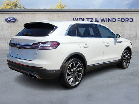 Used 2023 Lincoln Nautilus Reserve w/ Equipment Group 201A AWD/4WD image 6