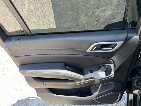 Used 2018 GMC Yukon XL Denali AWD/4WD image 26