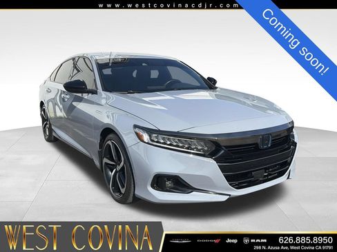 Used 2022 Honda Accord Sport image 4