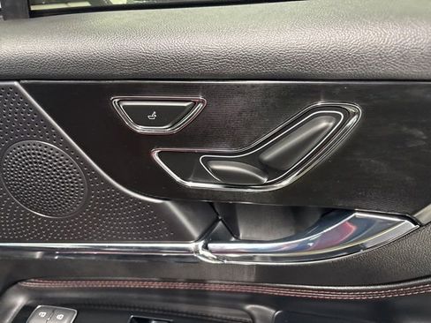 Used 2023 Lincoln Corsair Reserve w/ Rear Removable Package Tray AWD/4WD image 24