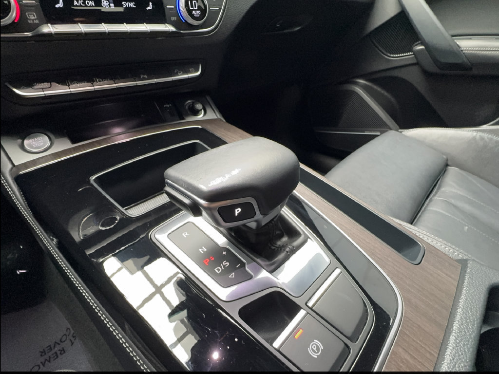 Used 2023 Audi Q5 2.0T Premium Plus w/ Premium Plus Package AWD/4WD image 52