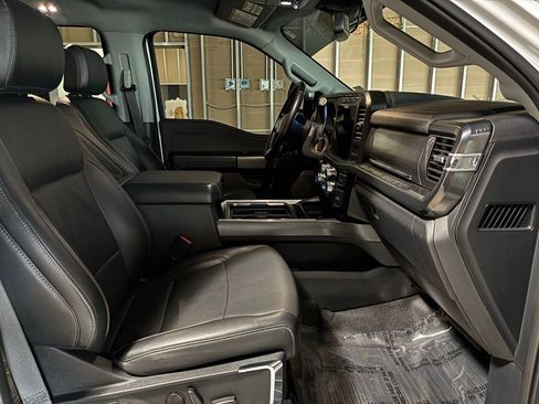 Used 2024 Ford F250 Lariat AWD/4WD image 18