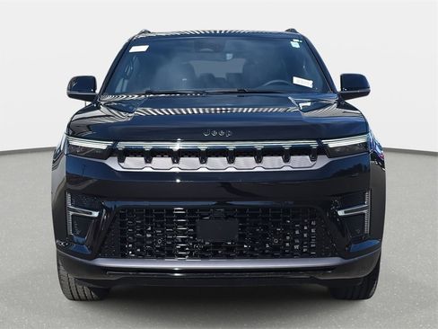 New 2026 Jeep Grand Wagoneer Limited image 2