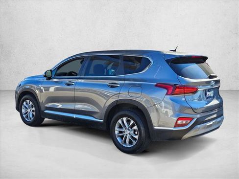 Used 2019 Hyundai Santa Fe SE w/ Cargo Package image 7