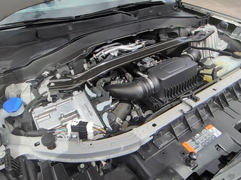 Used 2025 Ford Explorer ST RWD image 33