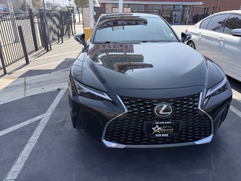 Used 2022 Lexus IS 300 w/ Accessory Package RWD image 2