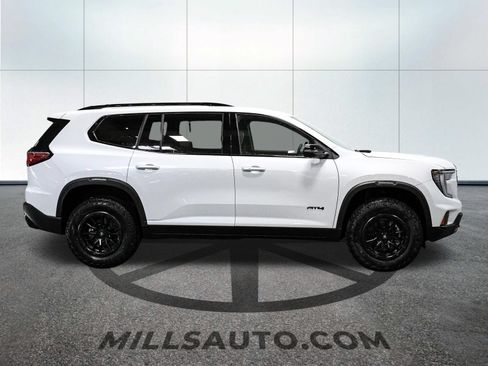New 2026 GMC Acadia AT4 w/ LPO, Floor Liner Package AWD/4WD image 9