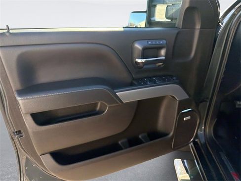 Used 2019 Chevrolet Silverado 3500 LTZ w/ Duramax Plus Package image 21