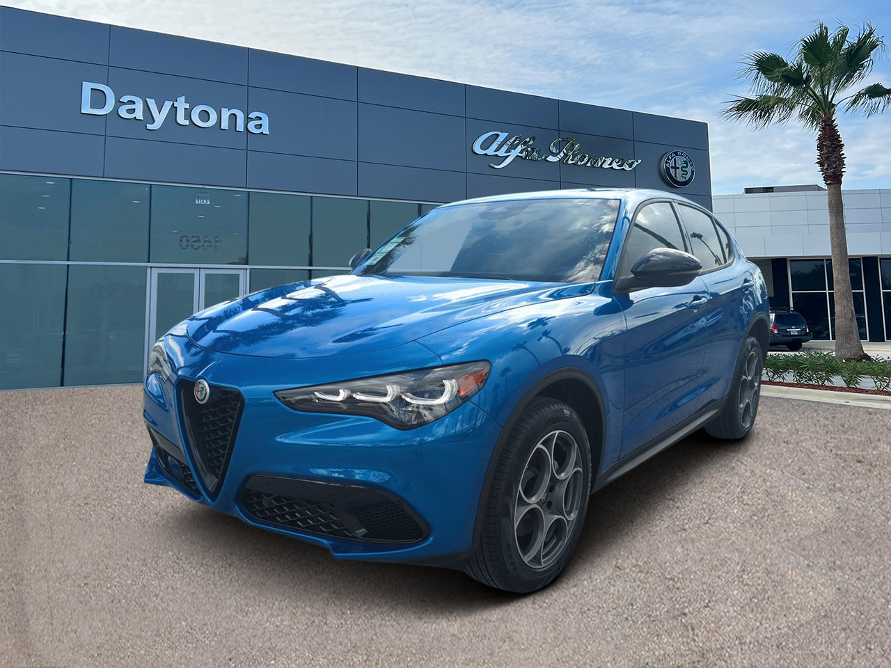 New 2025 Alfa Romeo Stelvio Sprint w/ Convenience Package AWD/4WD image 7