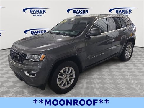 Used 2021 Jeep Grand Cherokee Laredo image 4
