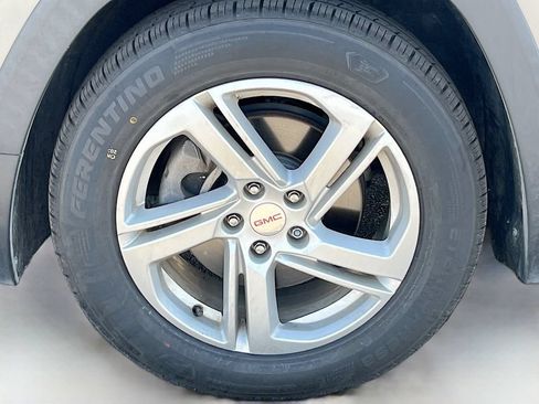 Used 2018 GMC Terrain SLE w/ Driver Convenience Package FWD image 30