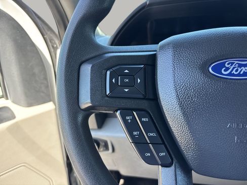 Used 2022 Ford F350 XL w/ Power Equipment Group image 27