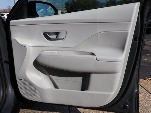 New 2026 Hyundai Kona Limited image 9