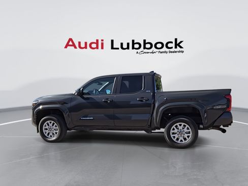 Used 2025 Toyota Tacoma SR5 AWD/4WD image 6