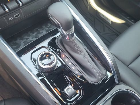 New 2025 GMC Canyon Elevation w/ Convenience Package image 21