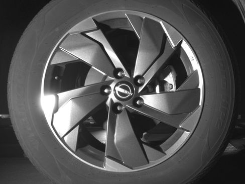 Used 2025 Nissan Rogue SV AWD/4WD image 13