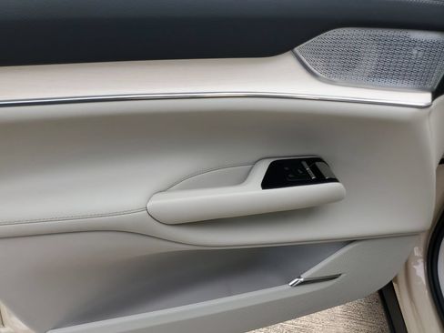 Certified 2025 Volvo EX90 Ultra AWD/4WD image 21