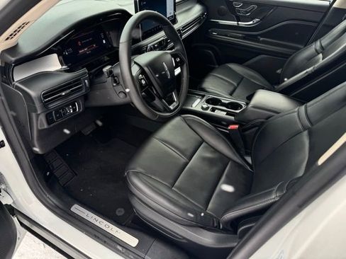 Certified 2024 Lincoln Corsair AWD w/ Equipment Group 101A image 21