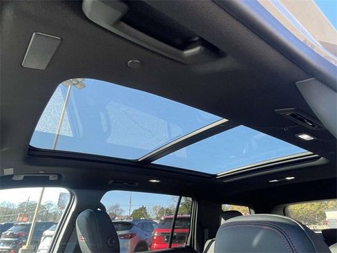 New 2026 Chevrolet Traverse Z71 w/ Enhanced Driving Package image 13