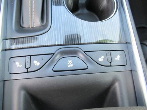 Used 2017 Chevrolet Impala LT w/ Leather Package image 17