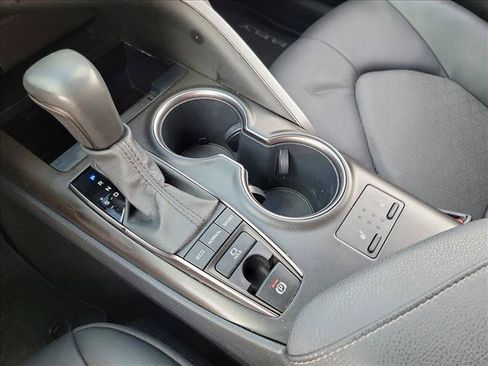 Used 2023 Toyota Camry XSE FWD image 23