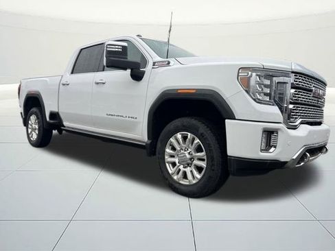 Used 2023 GMC Sierra 3500 Denali w/ Denali Ultimate Package image 6