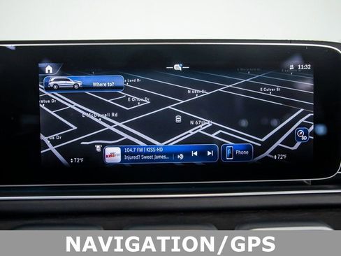 Used 2024 Mercedes-Benz GLS 63 AMG 4MATIC image 33