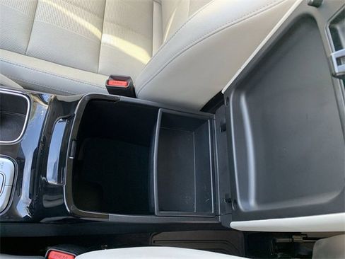 Used 2022 Kia Telluride SX w/ Nightfall Edition Package image 26