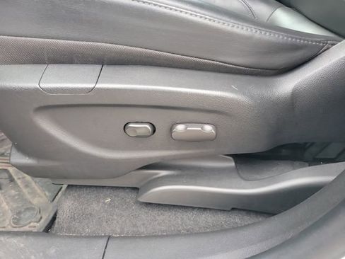 Used 2022 Buick Encore Preferred AWD/4WD image 17