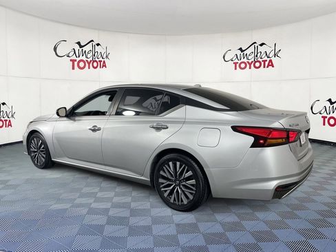 Used 2024 Nissan Altima 2.5 SV image 6