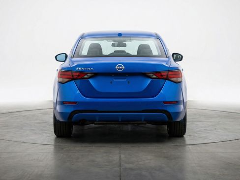Used 2025 Nissan Sentra SV FWD image 7