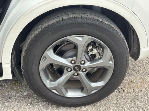 Used 2024 Ford Escape ST-Line w/ Tech Pack #1 FWD image 12