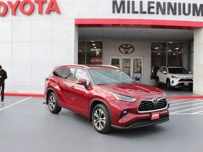 Certified 2021 Toyota Highlander XLE