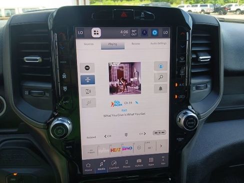 New 2026 RAM 3500 Tradesman AWD/4WD image 32