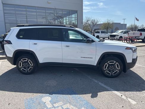 New 2026 Jeep Cherokee Limited AWD/4WD image 34