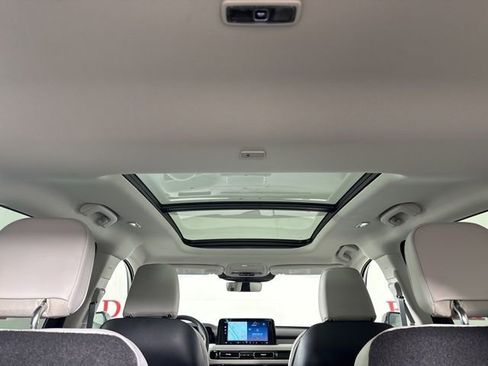 New 2025 Lincoln Aviator Premiere w/ Jet Appearance Package image 31