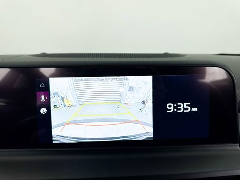Certified 2024 Kia Seltos EX FWD image 9