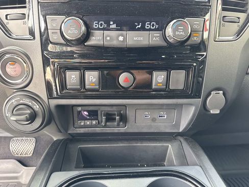 Used 2023 Nissan Titan PRO-4X image 45
