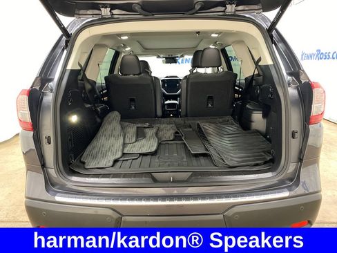 Used 2025 Subaru Ascent Touring AWD/4WD image 17