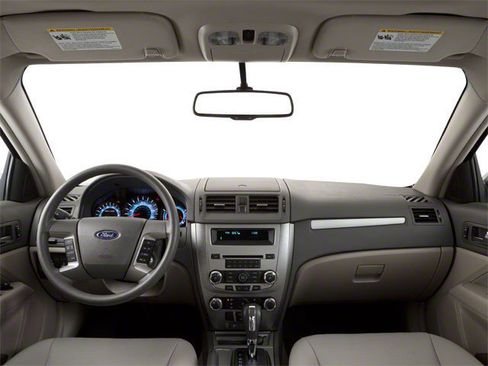 Used 2010 Ford Fusion SE FWD image 8