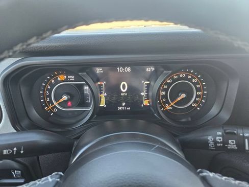 Used 2025 Jeep Wrangler Unlimited Sport AWD/4WD image 23